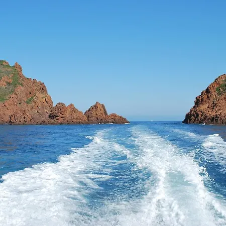 因坎图酒店 公寓式酒店 *