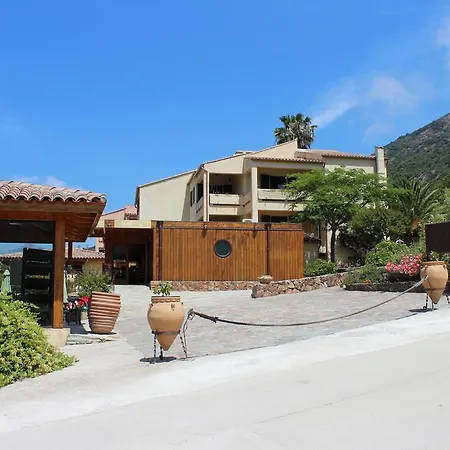 L Incantu Aparthotel