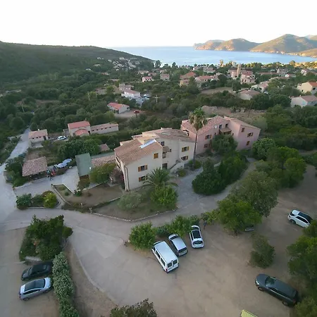 Aparthotel L Incantu *