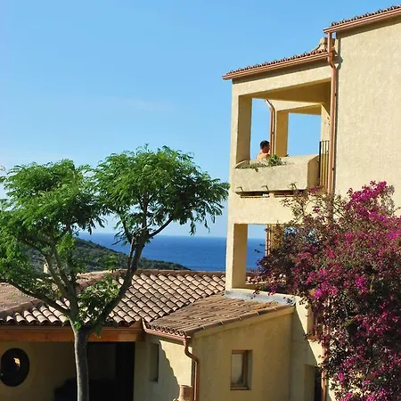 L Incantu Aparthotel