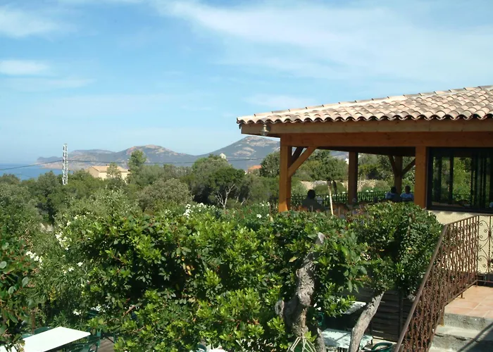 Apartahotel L Incantu *